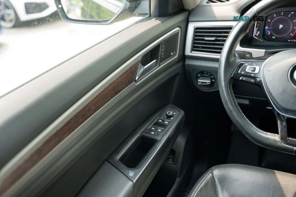 VW Atlas, снимка 16 - Автомобили и джипове - 56742486