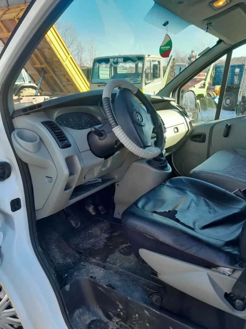 Opel Vivaro 19, снимка 11 - Бусове и автобуси - 48085609