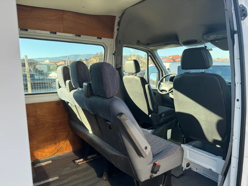 VW Crafter 4+ 1, снимка 10 - Бусове и автобуси - 48379742