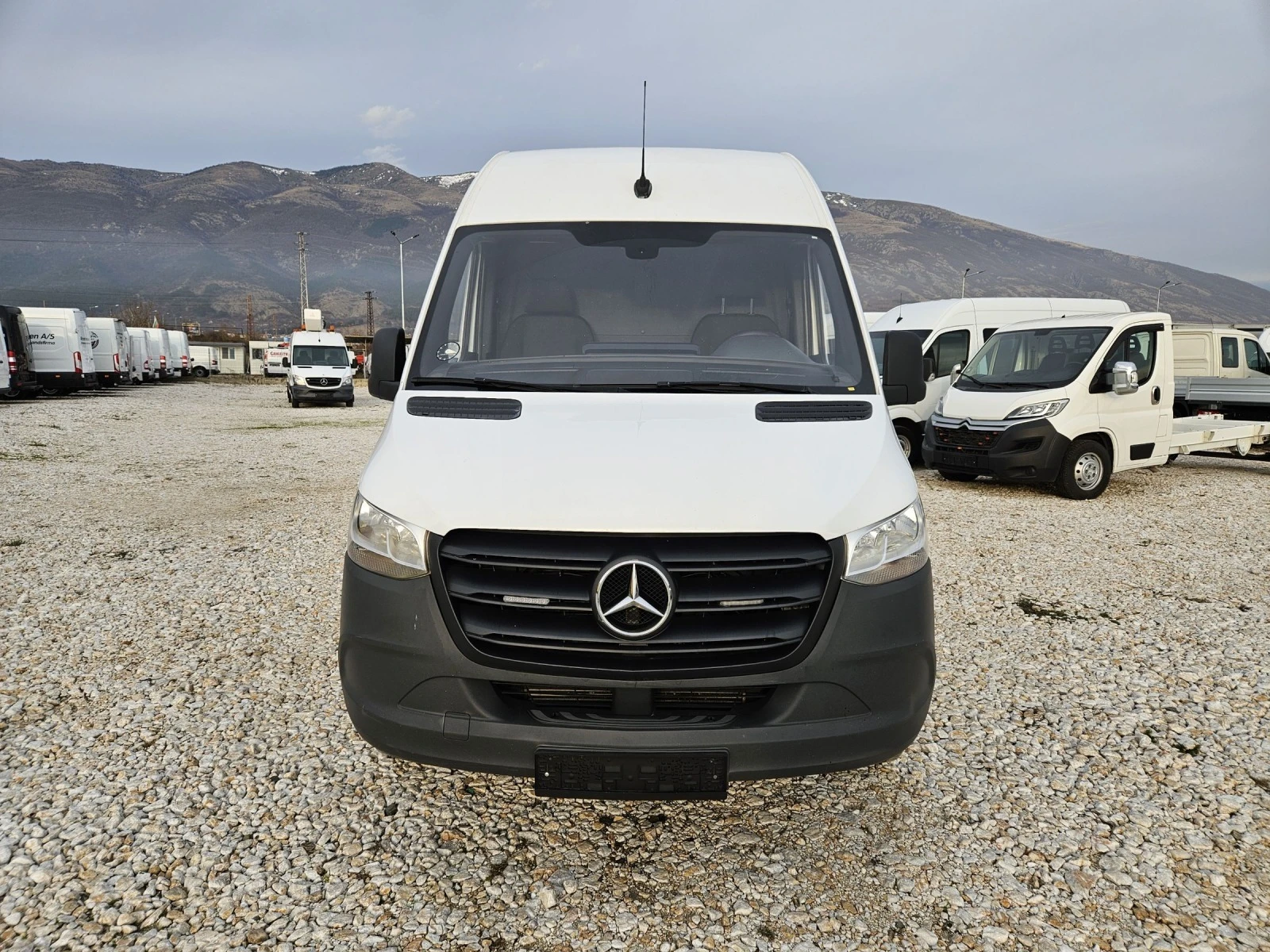 Mercedes-Benz Sprinter 316 МАКСИ - изображение 8