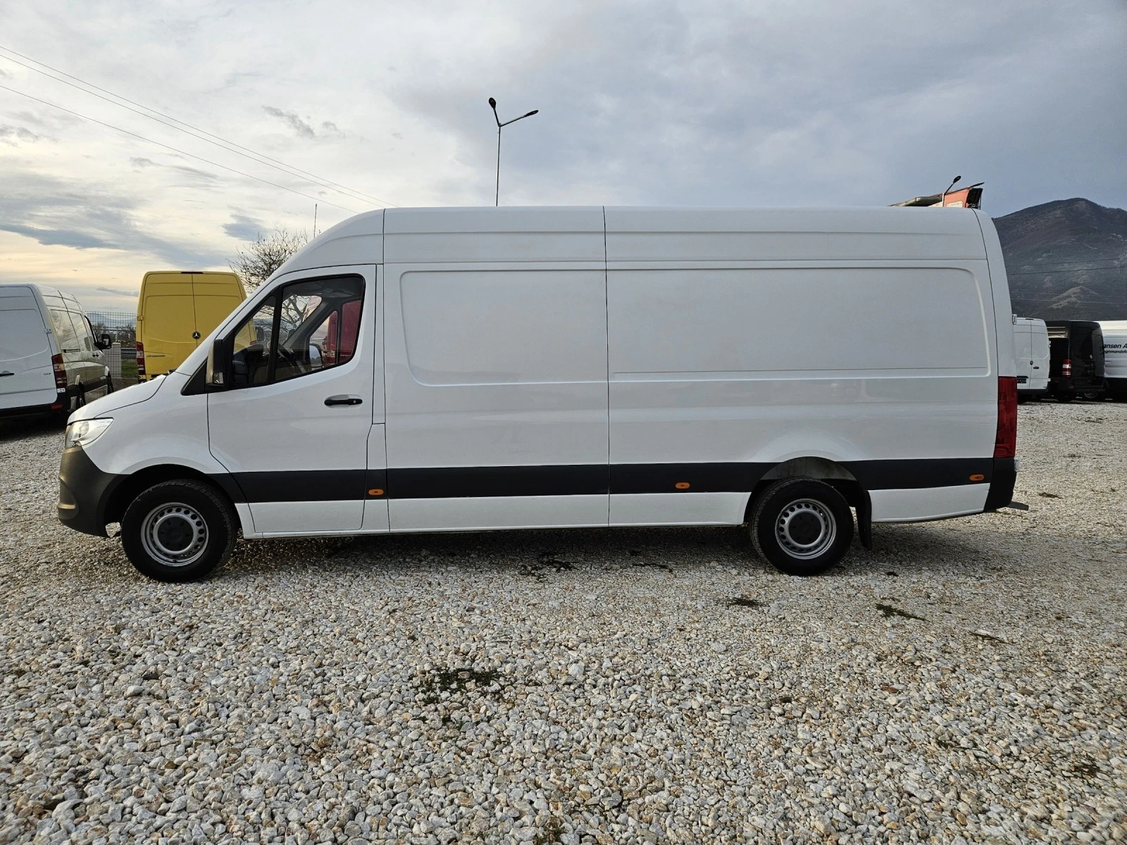 Mercedes-Benz Sprinter 316 МАКСИ - изображение 2