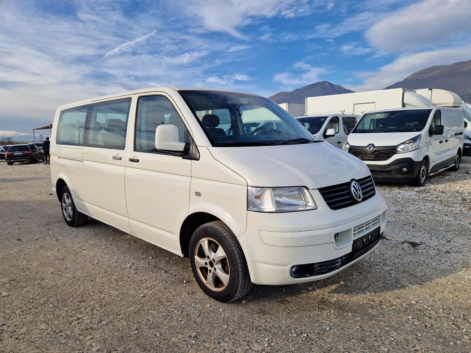 VW Transporter 1.9 TDI - изображение 2