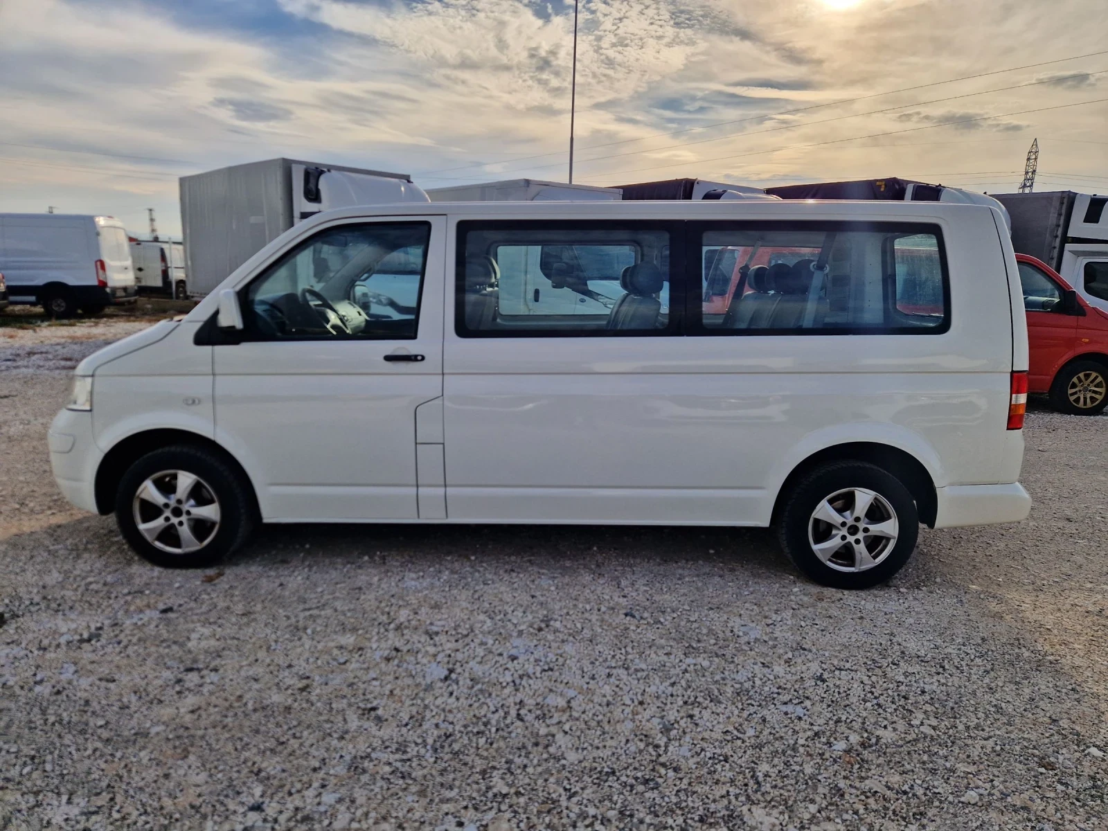 VW Transporter 1.9 TDI - изображение 5