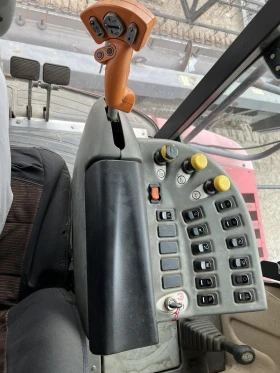 Комбайн Laverda М306, снимка 7