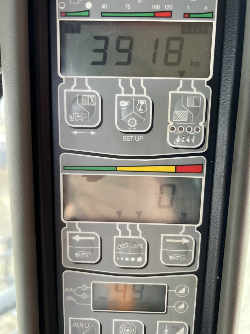 Комбайн Laverda М306, снимка 8 - Селскостопанска техника - 51818373