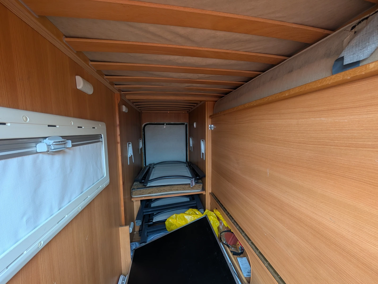 Кемпер Challenger, снимка 5 - Каравани и кемпери - 53963078