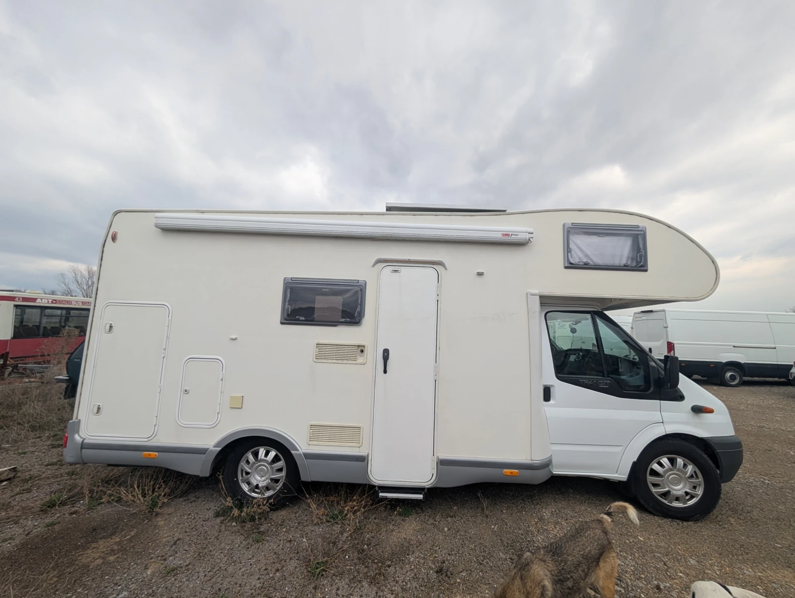 Кемпер Challenger, снимка 4 - Каравани и кемпери - 53963078