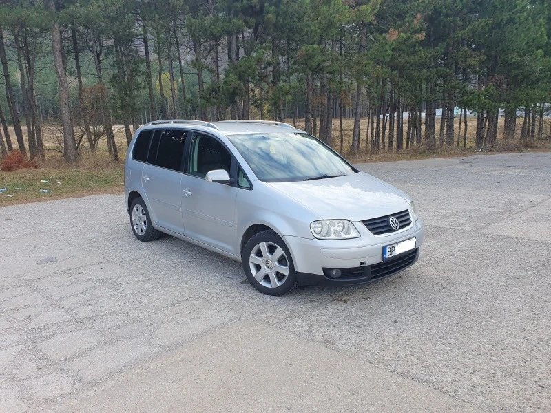 VW Touran, снимка 7 - Автомобили и джипове - 47487750