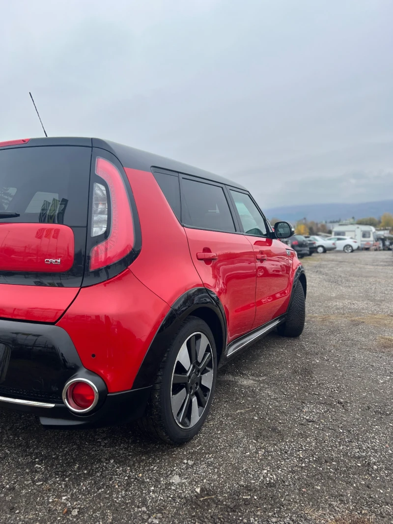 Kia Soul 1.6CRDi Keyless/Infinity sound/camera, снимка 4 - Автомобили и джипове - 47979933