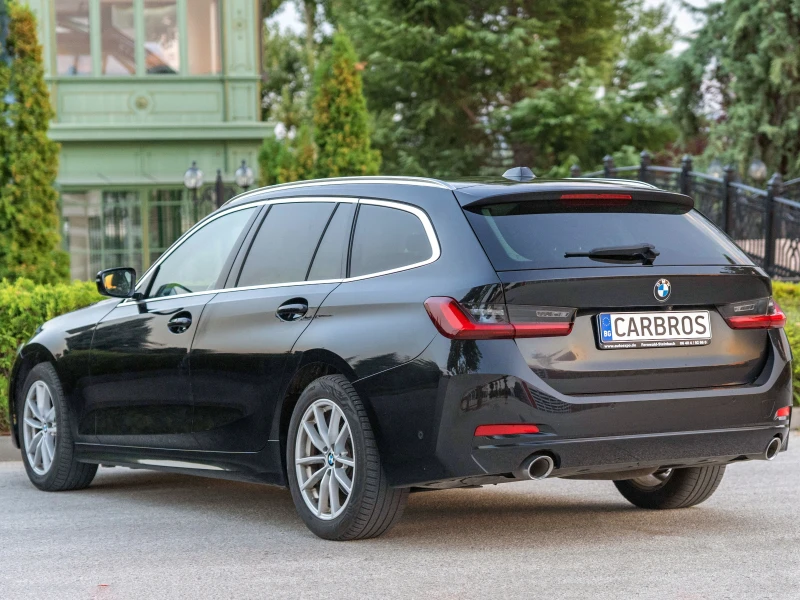 BMW 318 d Facelift Гаранционен само на 62 хил.км., снимка 5 - Автомобили и джипове - 50994793