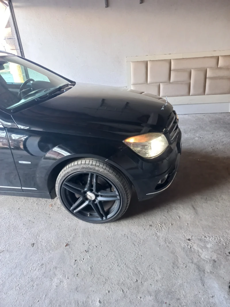 Mercedes-Benz C 220, снимка 5 - Автомобили и джипове - 52171092