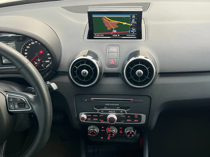 Audi A1 1.4TDi Ultra S-Tronic EURO6 155000KM, снимка 9 - Автомобили и джипове - 51378905