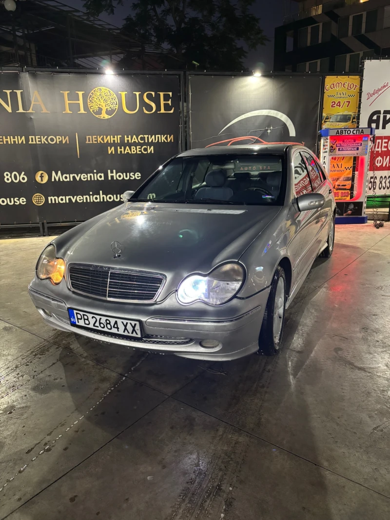 Mercedes-Benz C 200 Компресор , снимка 2 - Автомобили и джипове - 52142990