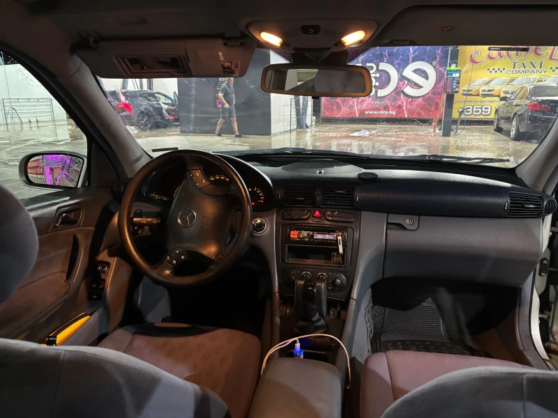 Mercedes-Benz C 200 Компресор , снимка 6 - Автомобили и джипове - 52142990