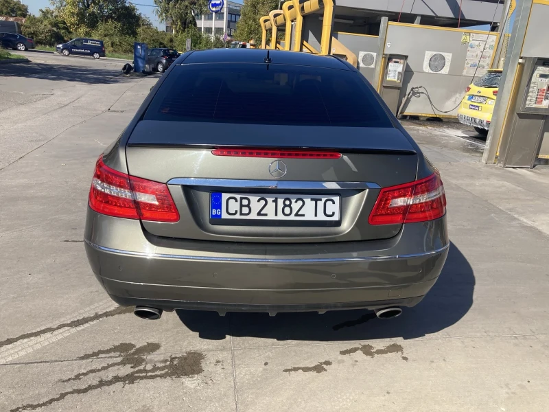 Mercedes-Benz E 350 Coupe, снимка 6 - Автомобили и джипове - 52233747