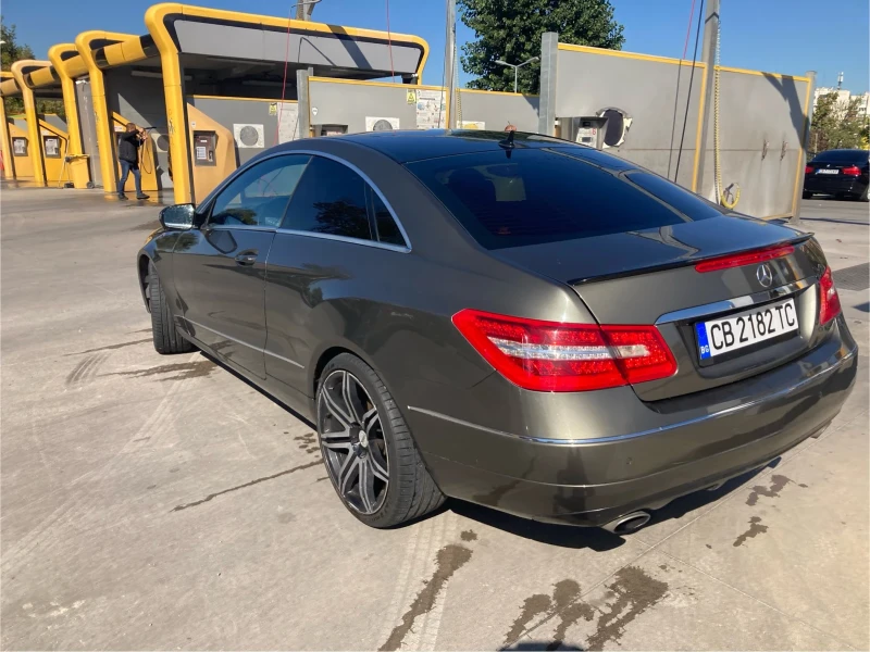 Mercedes-Benz E 350 Coupe, снимка 3 - Автомобили и джипове - 52233747