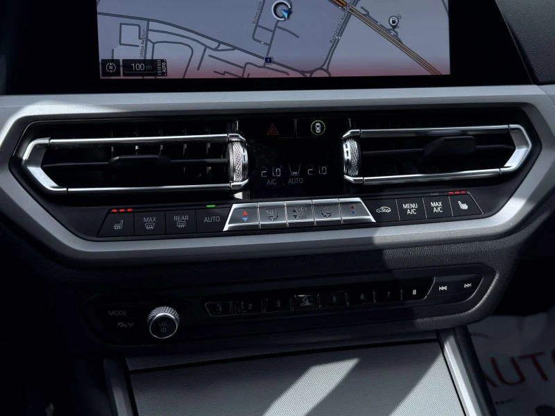 BMW 330 e/G20/PDC/Подгрев/Sport Line/Virtual/Navi/, снимка 10 - Автомобили и джипове - 52649576