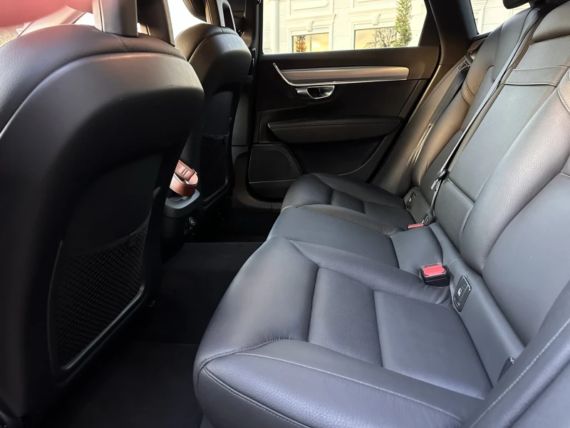 Volvo V90 D3, снимка 10 - Автомобили и джипове - 52702094