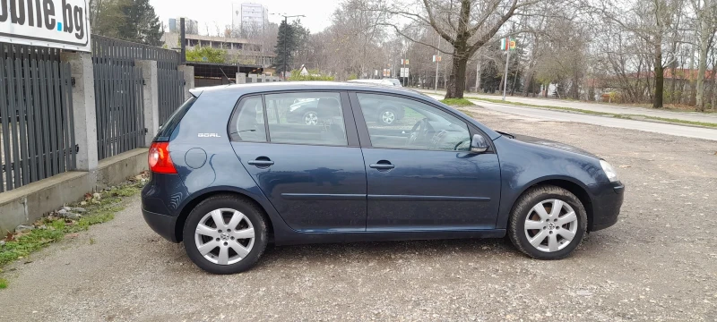VW Golf V, снимка 2 - Автомобили и джипове - 52723385