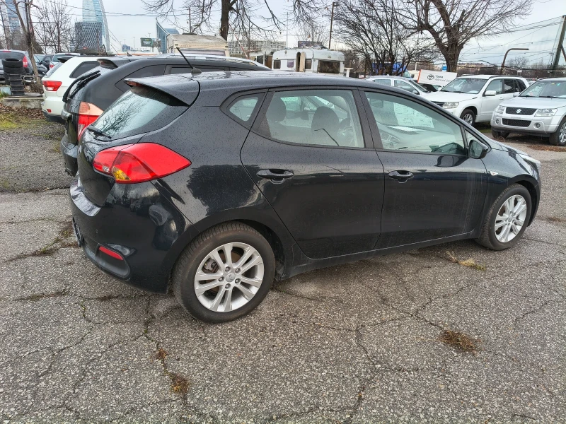 Kia Ceed 1.4 Edition, снимка 5 - Автомобили и джипове - 53024849