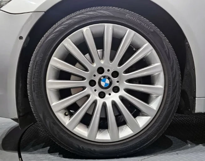 BMW 740  - изображение 5