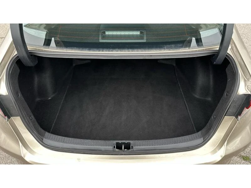 Toyota Corolla SDN 1.5 VVT-I COMFORT - изображение 10