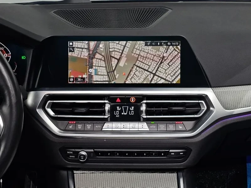 BMW 320 D Touring M Sports, снимка 15 - Автомобили и джипове - 55810835