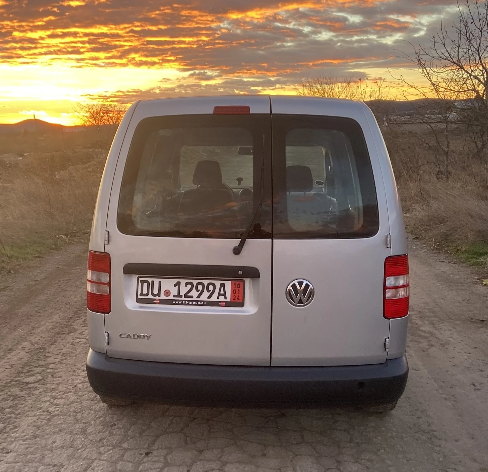 VW Caddy MAXI* 1.6 Tdi* AIRCO - изображение 5