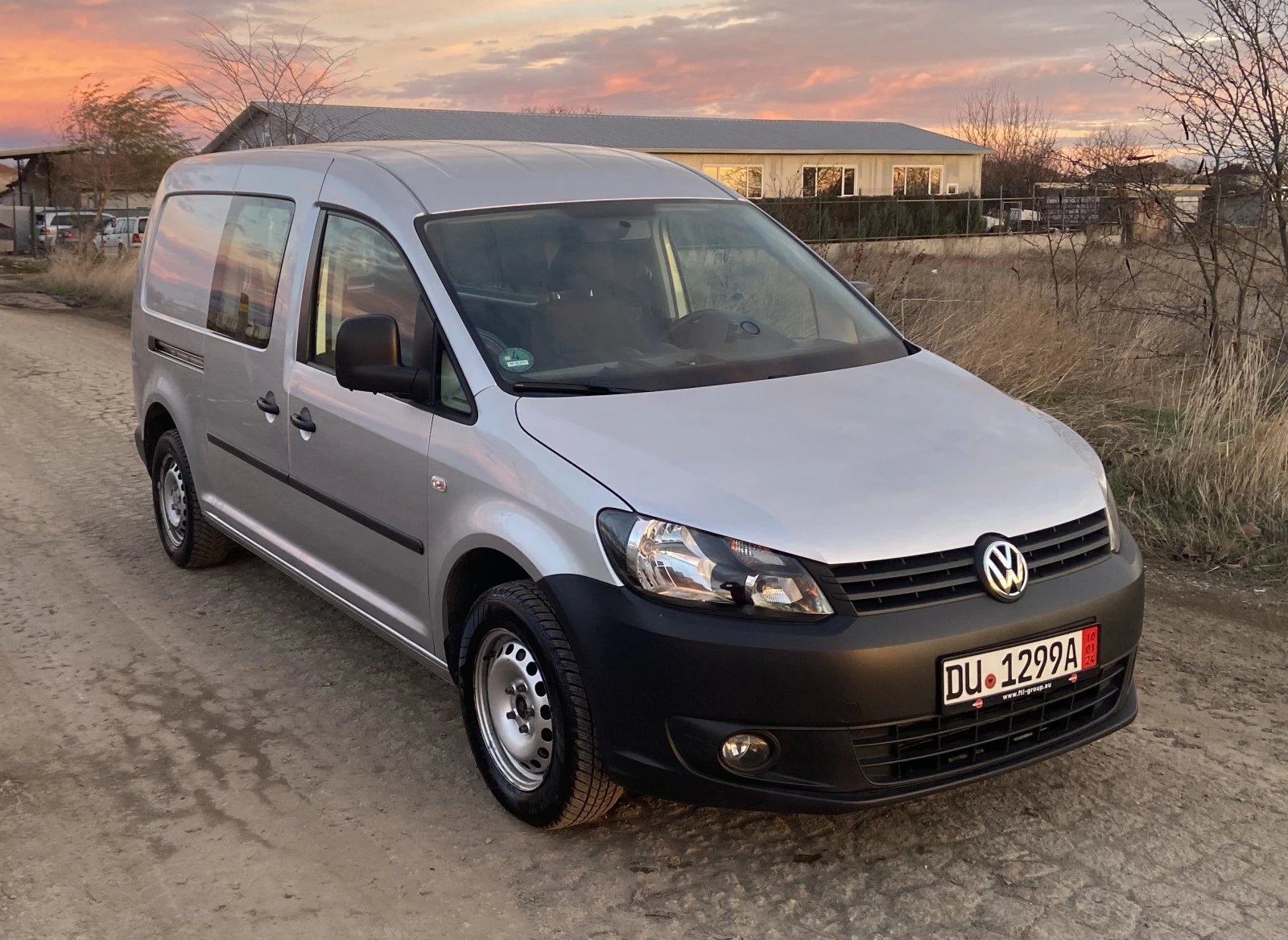 VW Caddy MAXI* 1.6 Tdi* AIRCO - изображение 3