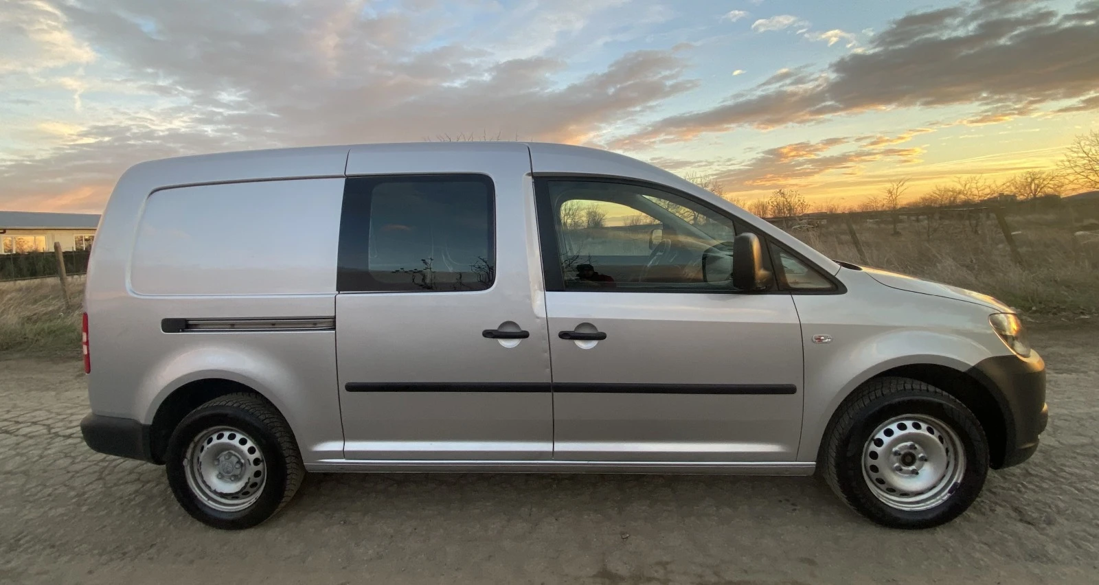 VW Caddy MAXI* 1.6 Tdi* AIRCO - изображение 7