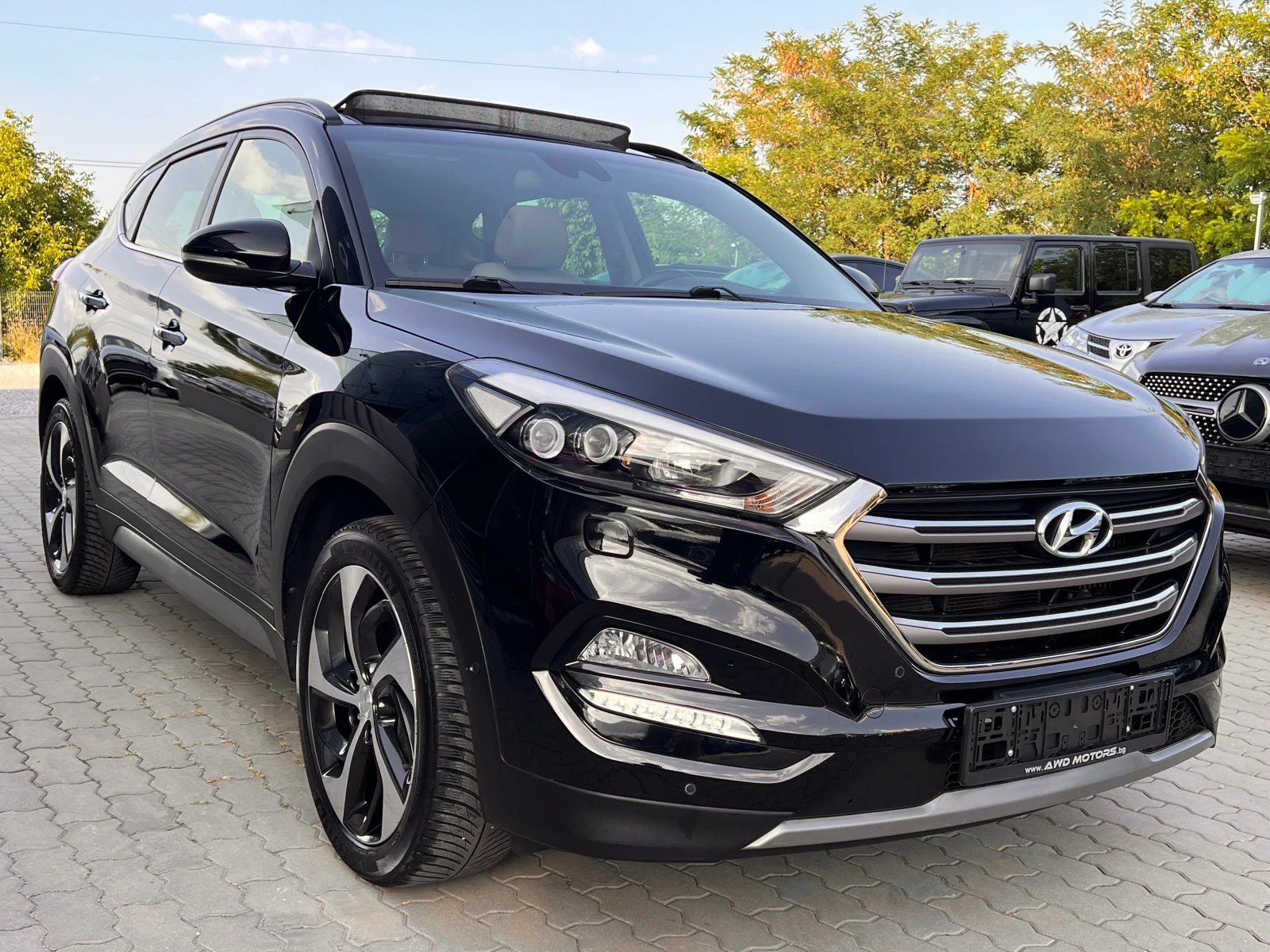 Hyundai Tucson Дистроник Keyless Панорама Кожа Подгрев Навигация - изображение 2