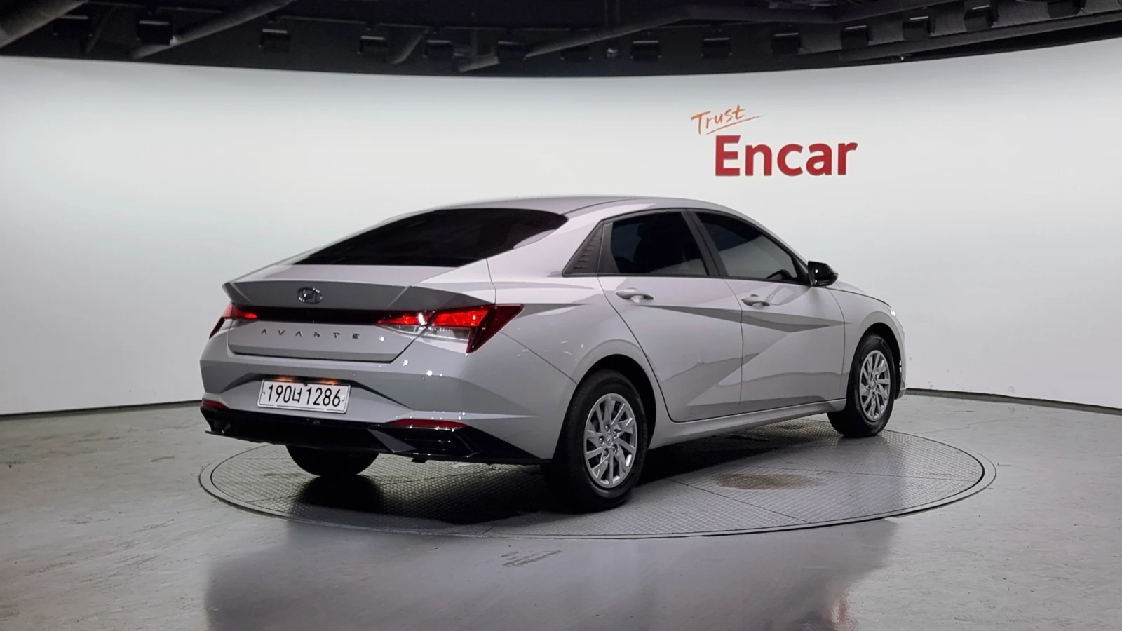 Hyundai Elantra 1.6 LPI - изображение 3