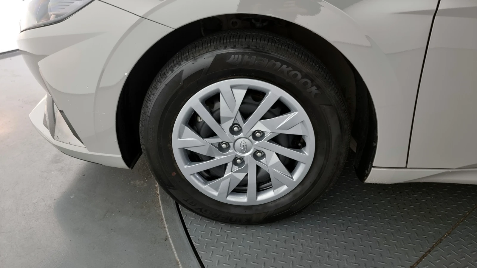 Hyundai Elantra 1.6 LPI - изображение 6