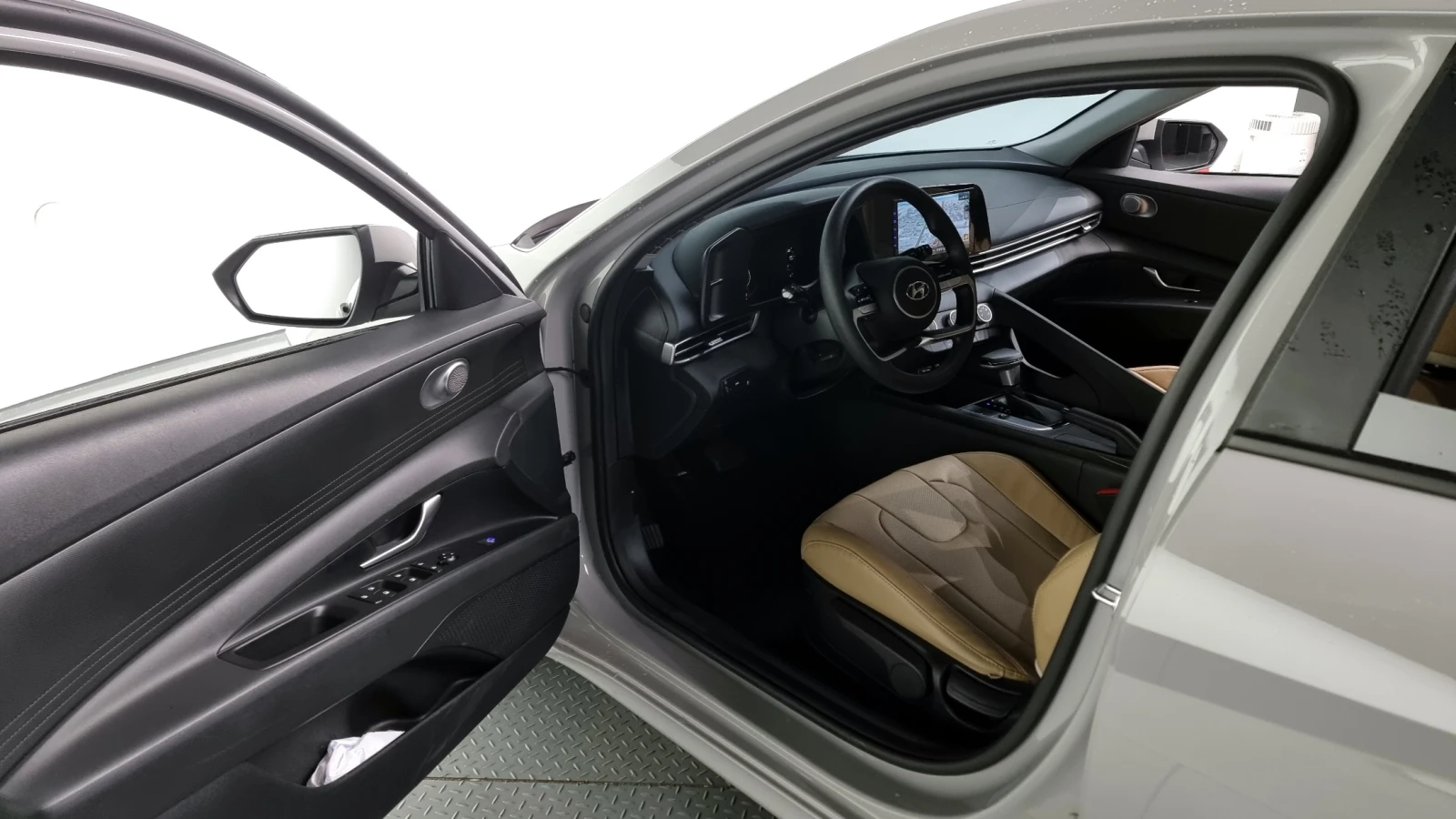 Hyundai Elantra 1.6 LPI - изображение 10