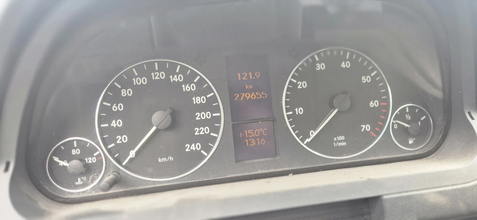Mercedes-Benz A 200 2.0i - изображение 8