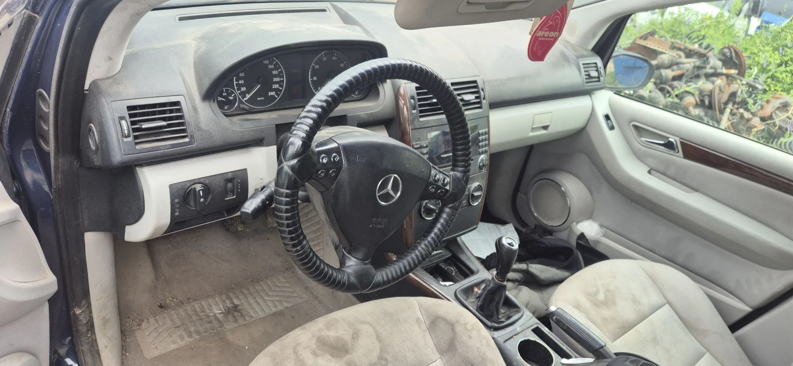 Mercedes-Benz A 200 2.0i - изображение 9