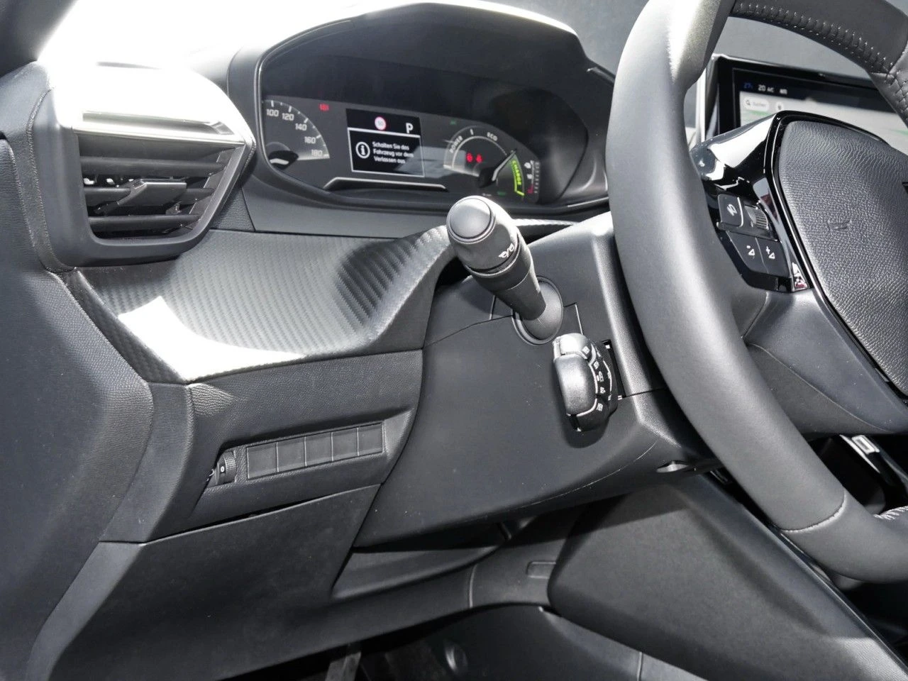 Peugeot 2008 eSTYLE156/NAVI/360/156HP/TSR/112f - изображение 7