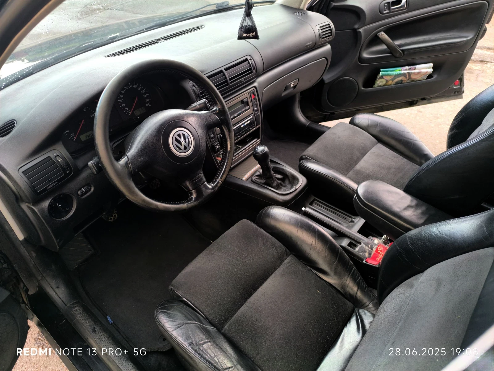VW Passat 1.8 Turbo - изображение 9