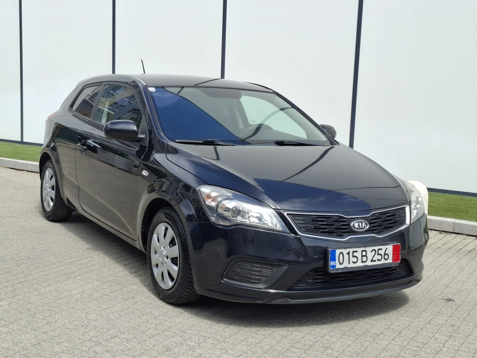 Kia Ceed 1.4i* (90кс)* FACELIFT* * НОВ ВНОС* *  - изображение 9