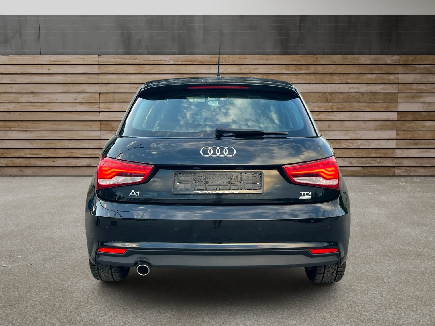 Audi A1 1.4TDi Ultra S-Tronic EURO6 155000KM - изображение 5