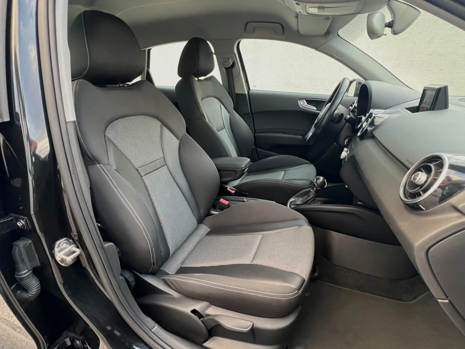 Audi A1 1.4TDi Ultra S-Tronic EURO6 155000KM | Mobile.bg � ����������� 11