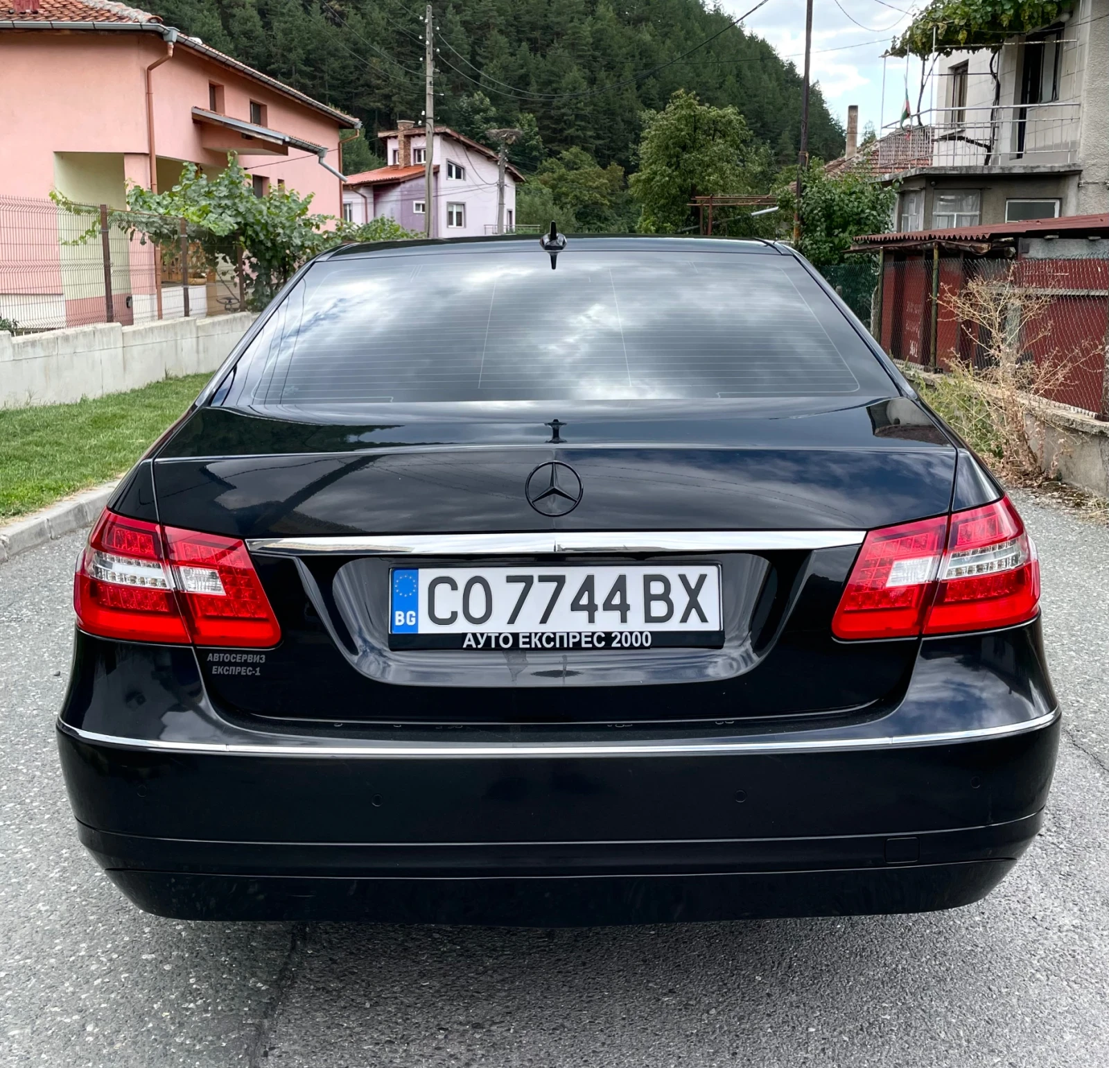 Mercedes-Benz E 220 Внос Germany - изображение 4