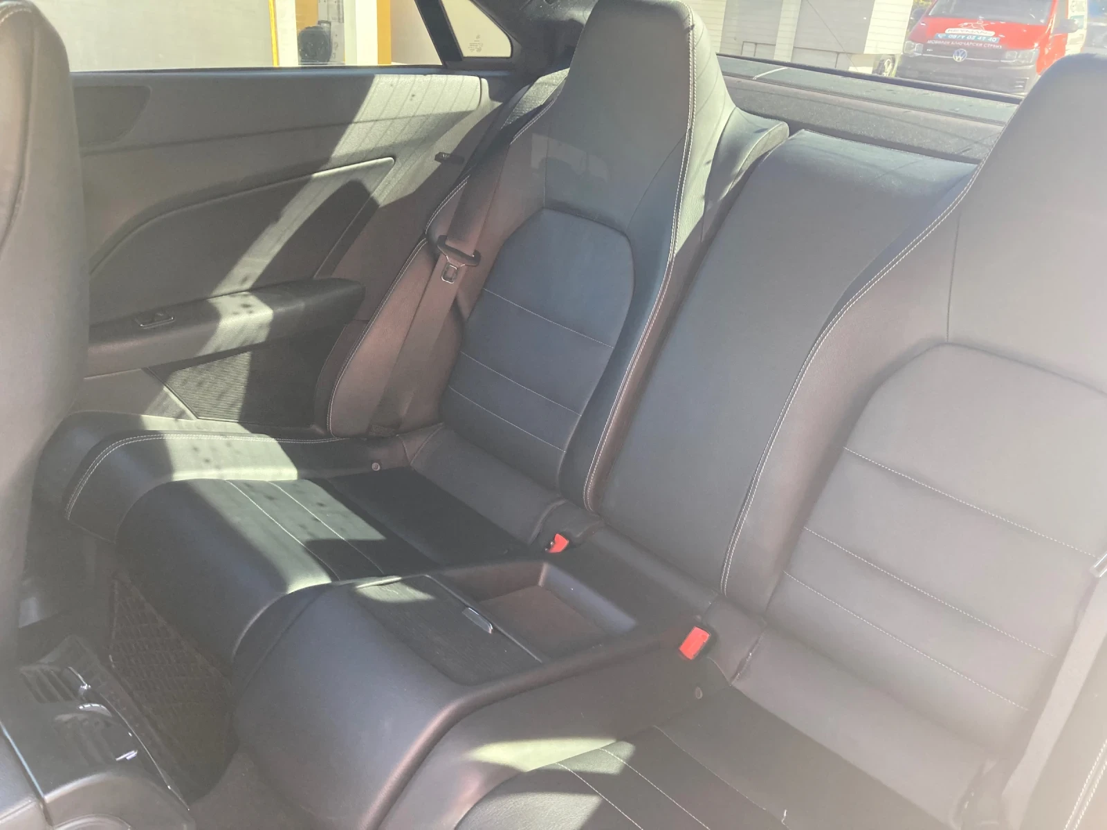 Mercedes-Benz E 350 Coupe - изображение 9