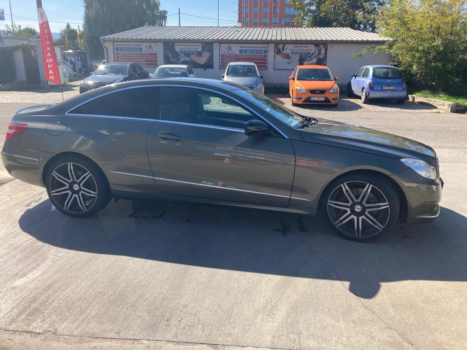 Mercedes-Benz E 350 Coupe - изображение 2