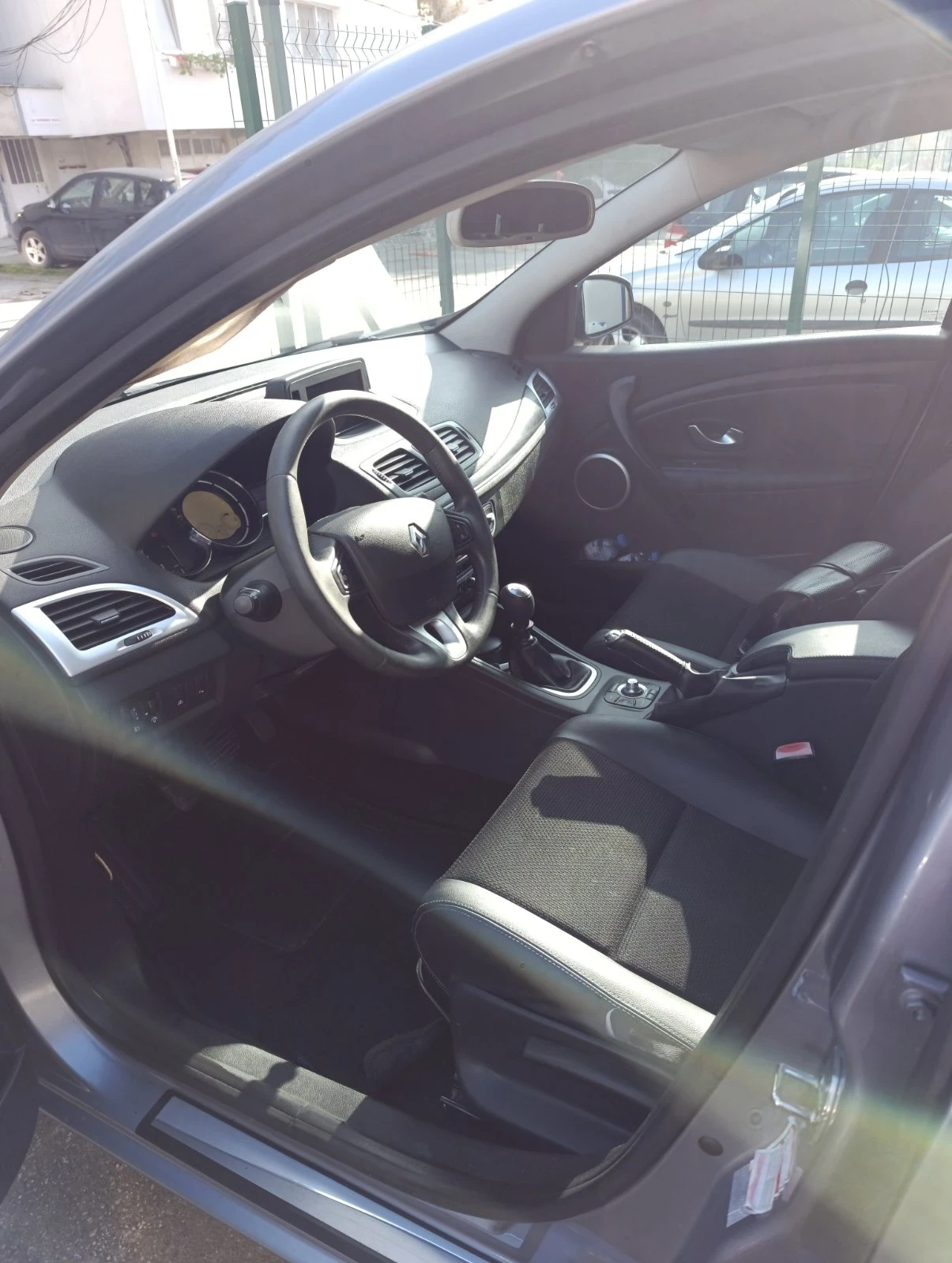 Renault Megane 1.9 | Mobile.bg � ����������� 14