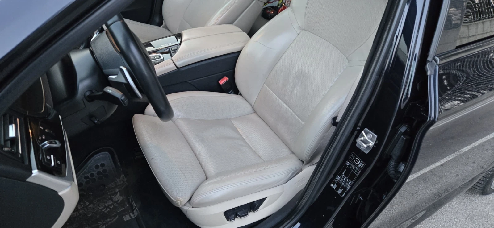 BMW 525 M Pack, Panorama, Обслужени вериги и лагери, снимка 13 - Автомобили и джипове - 53841814