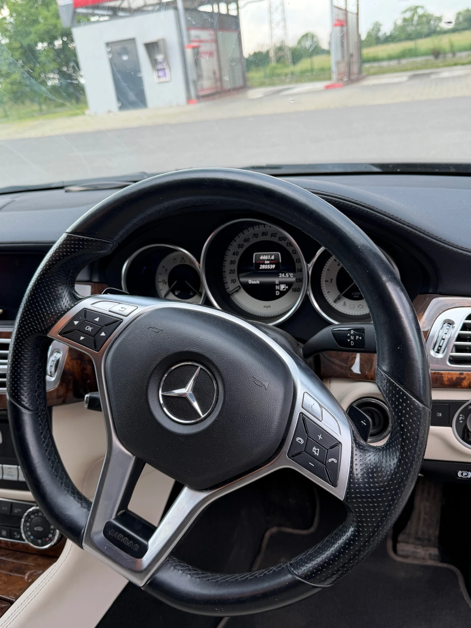 Mercedes-Benz CLS 350 Shooting brake, снимка 8 - Автомобили и джипове - 54803359
