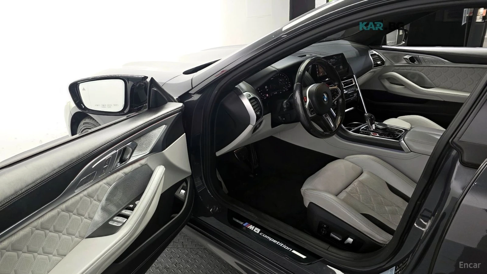 BMW M8 Competition* ПОДГРЕВ* ОБДУХВАНЕ* 360* КАМЕРИ* , снимка 8 - Автомобили и джипове - 54820947