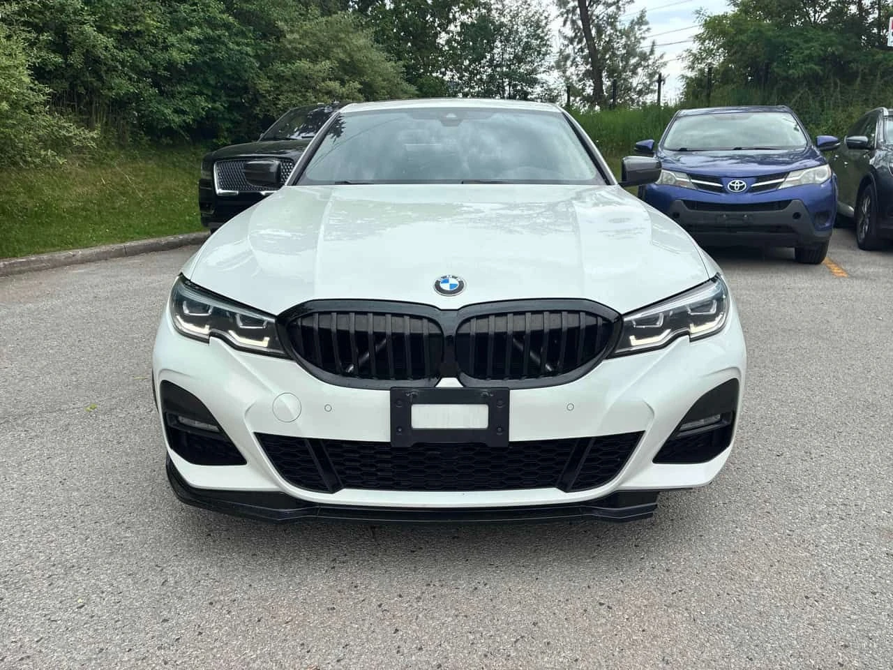 BMW 330 * 330i xDrive * CARFAX * БЕЗ ПЪРВОНАЧАЛНА ВНОСКА, снимка 6 - Автомобили и джипове - 54859774