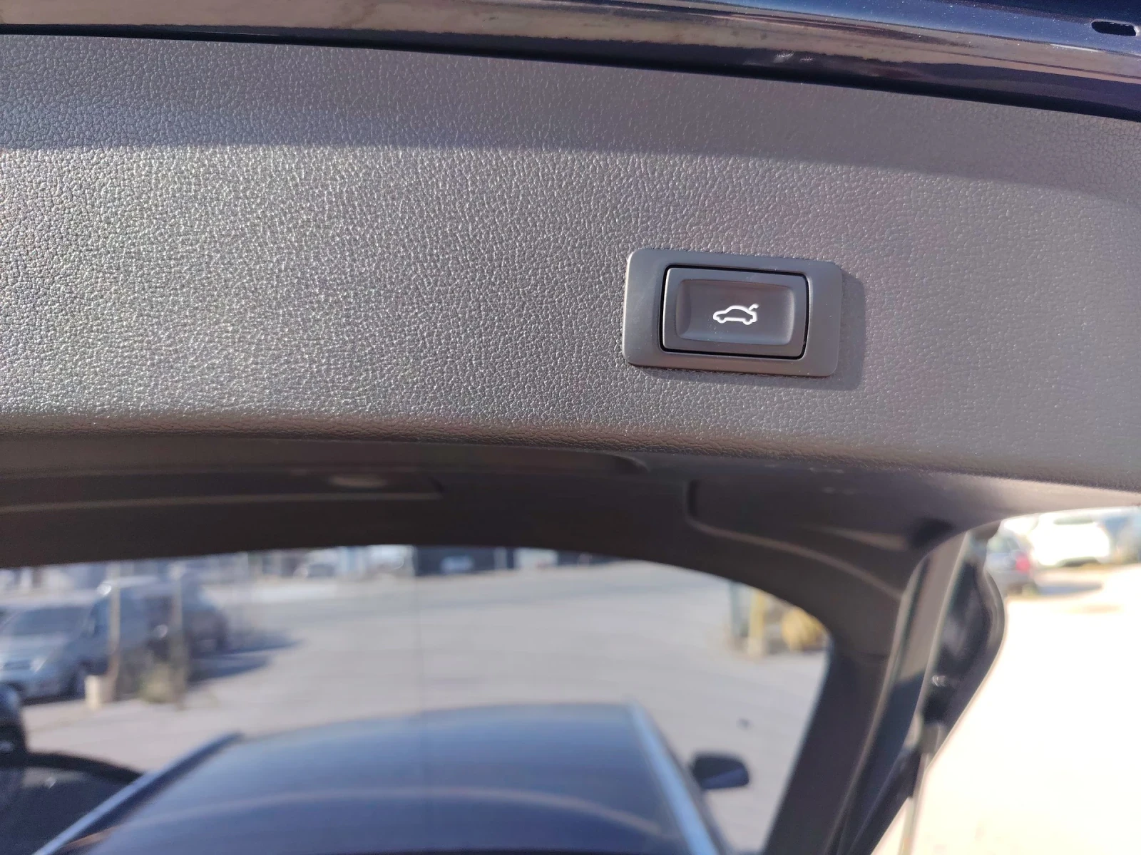 Audi A4 2.0tdi avtomatik, снимка 13 - Автомобили и джипове - 55080593